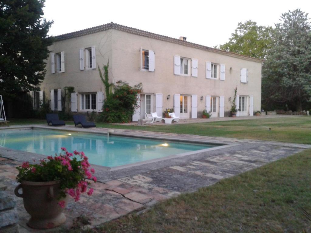 Prades-le-Lez Domaine De Saint Clement Bed & Breakfast エクステリア 写真
