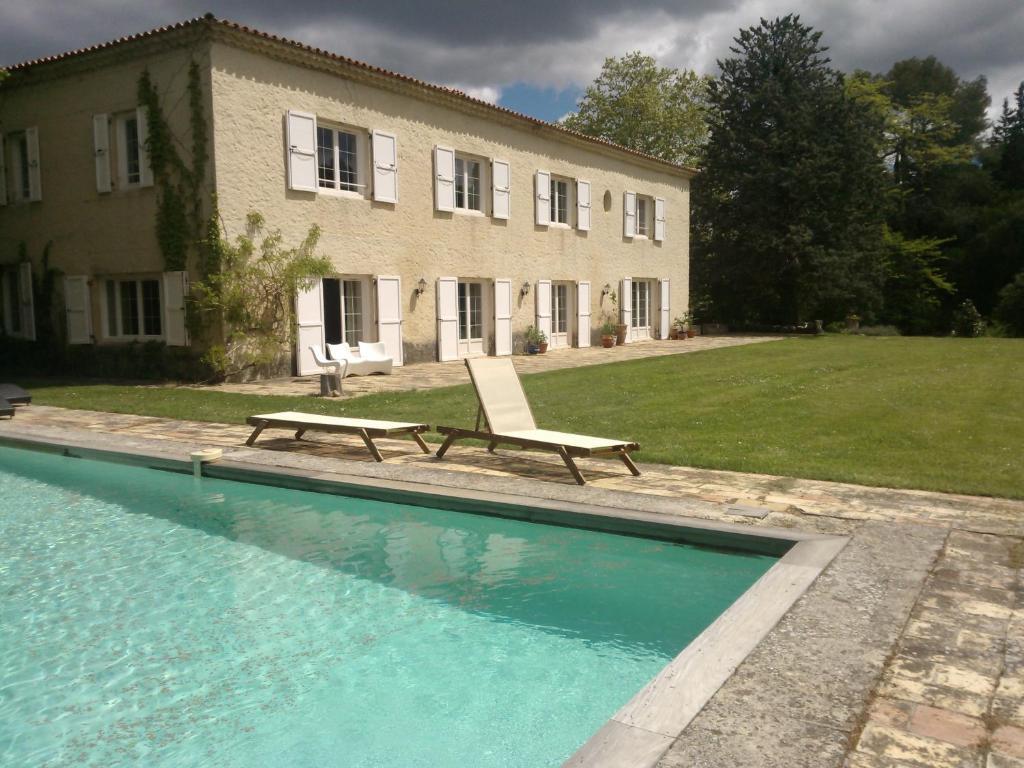 Prades-le-Lez Domaine De Saint Clement Bed & Breakfast エクステリア 写真