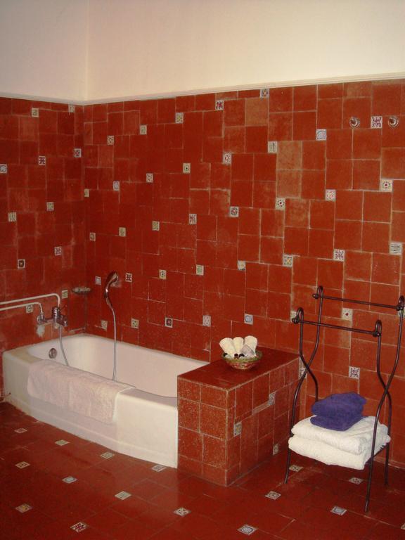 Prades-le-Lez Domaine De Saint Clement Bed & Breakfast エクステリア 写真